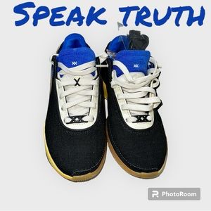 LeBron 20 UNINTERRUPTED EP
Basketball Shoes